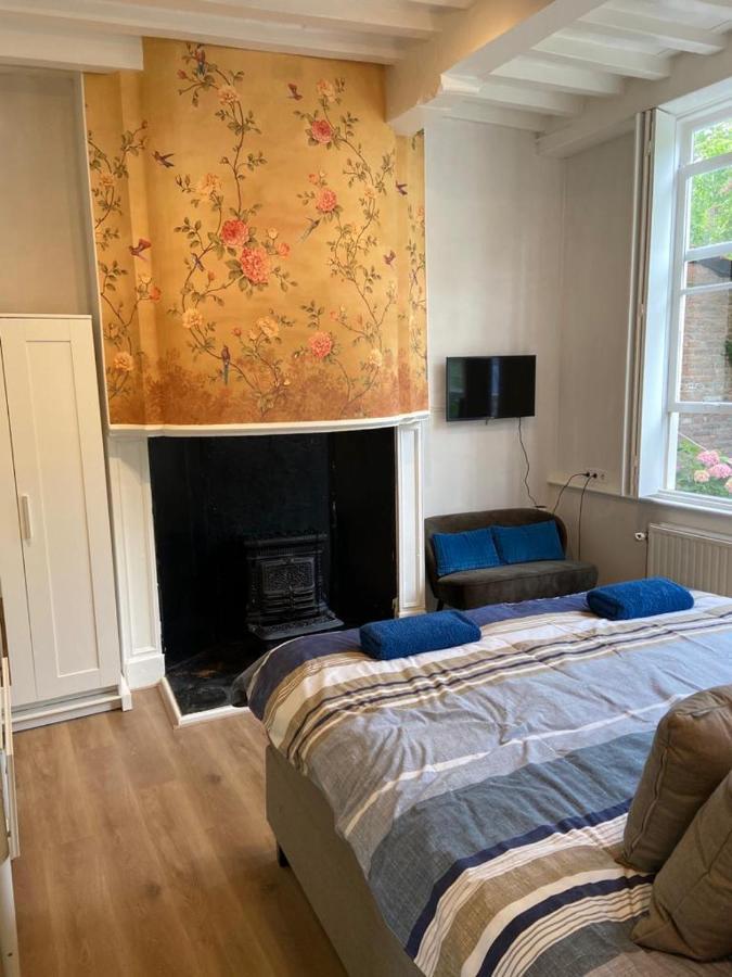 Tuinkamer In Monumentaal Pand Veere Exterior photo